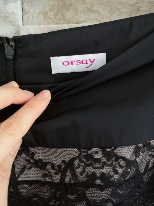 Spódnica mini damska koronkowa Orsay r.38