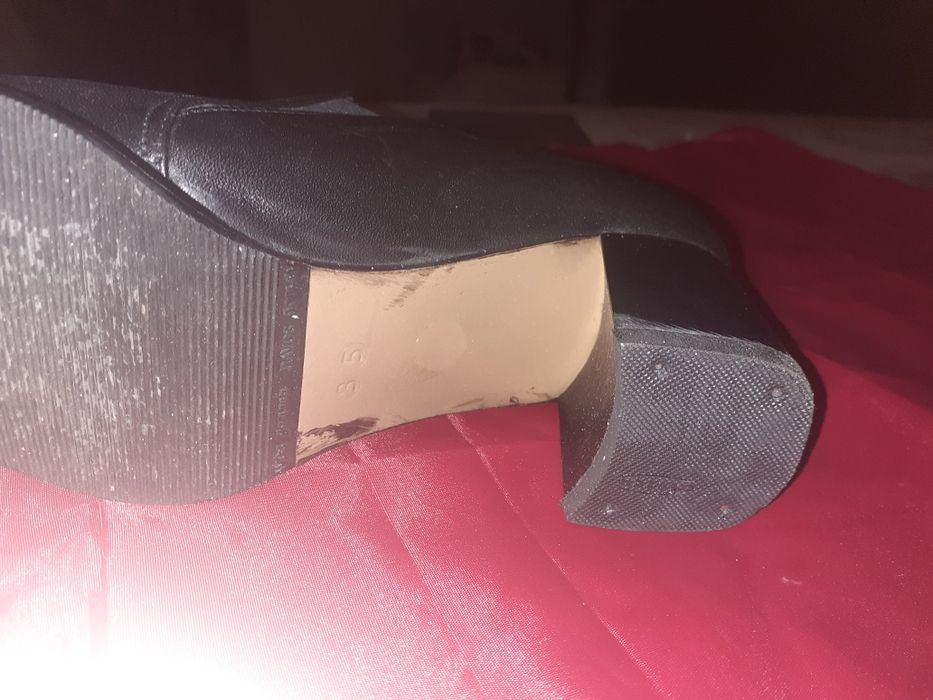 Sapatos de senhora 35 usados  1 vez