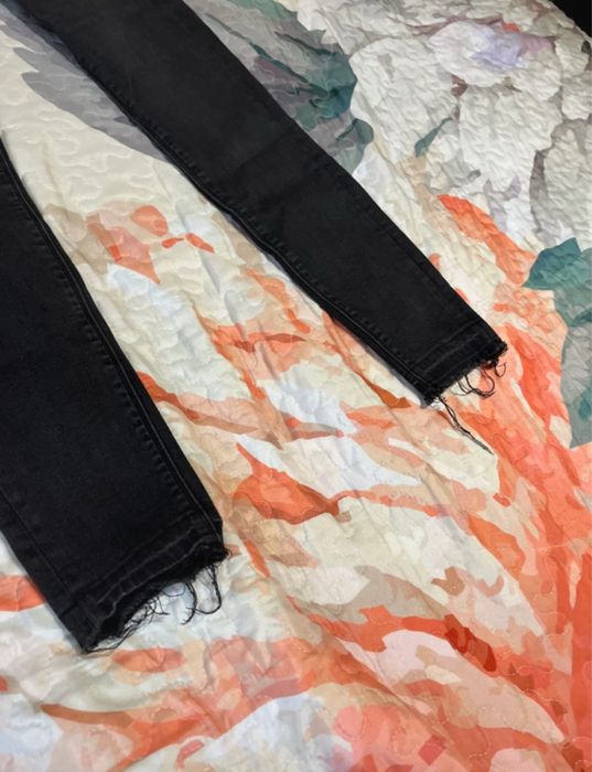 Duas Calças da Tiffosi para mulher