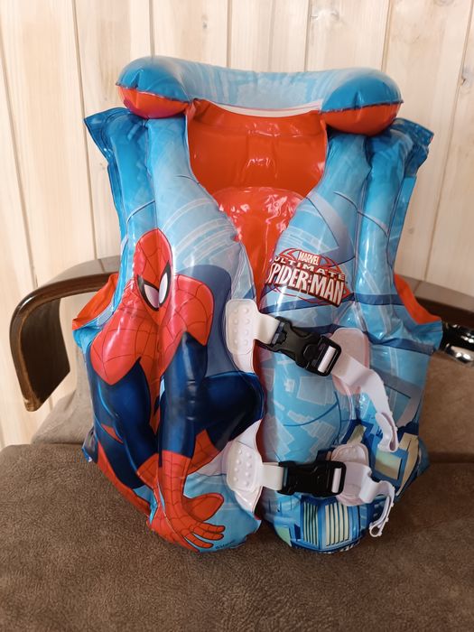 Надувной плот гусеница, жилет Спайдермен, bestway 3-6 лет