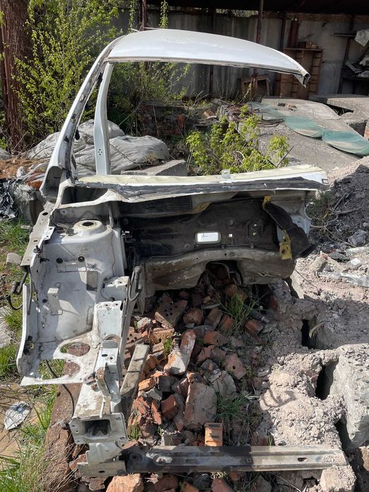 Лонжерон правий, поріг, стійка Peugeot 308 T7