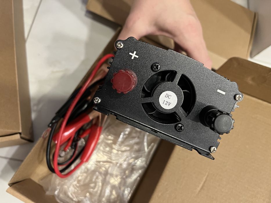 Інвертор Aierwill 1000Вт 12в