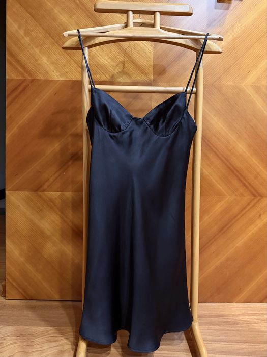 сатиновое платье zara