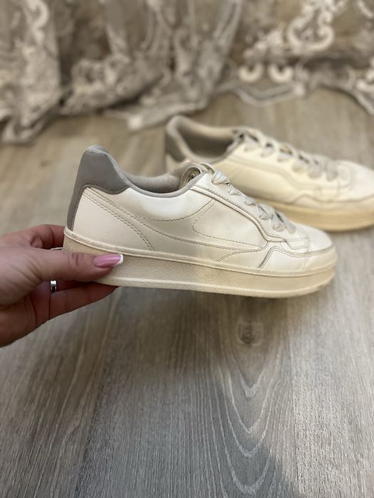 Чоловічі кросівки розмір 41