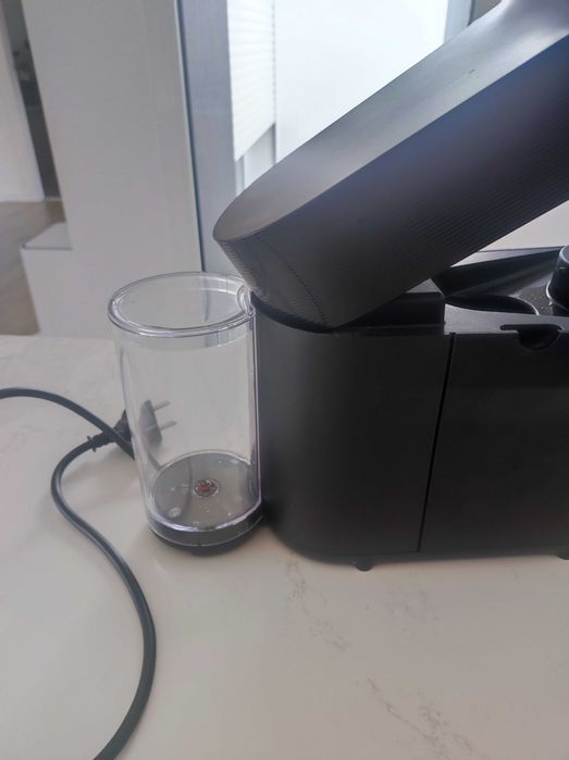 Máquina de Café Nespresso Vertuo