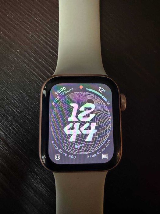 Продам часи iWatch SE 40 mm