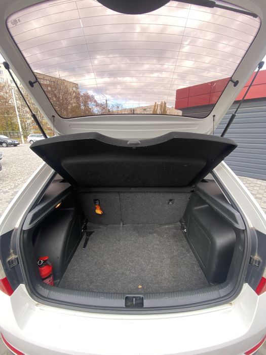 Skoda Rapid 2015 року