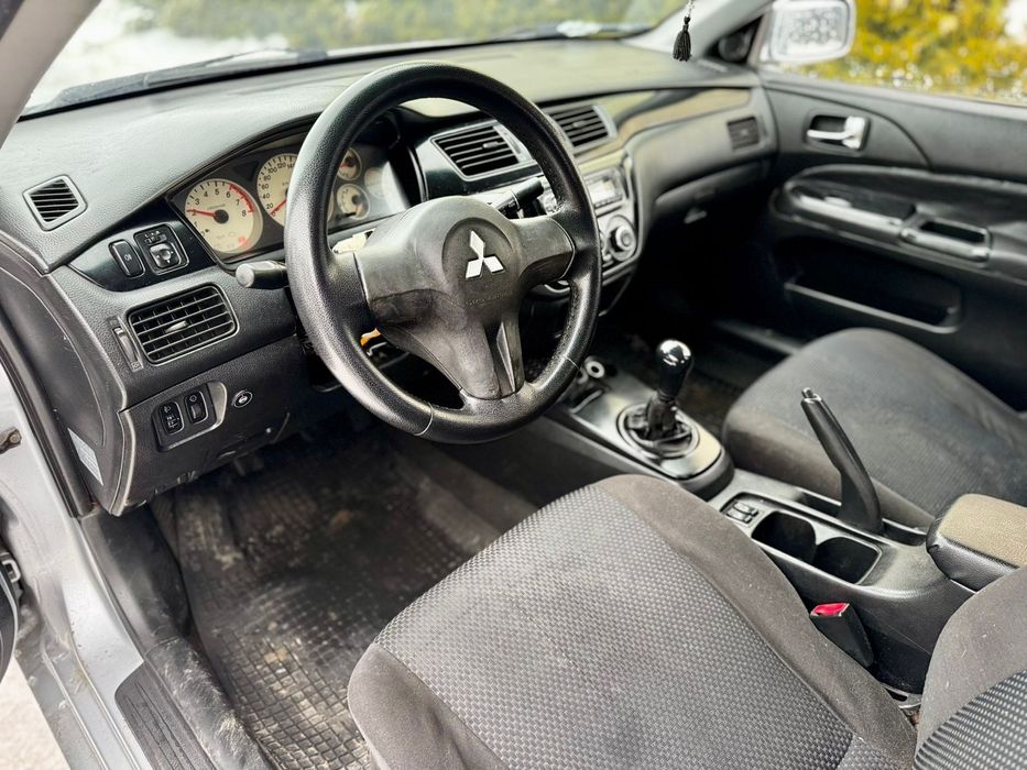 Mitsubishi Lancer 1,6 газ/бензин
