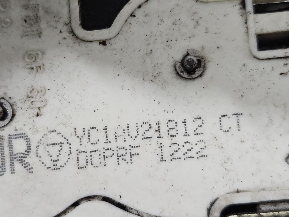 Замок дверей передньої правої Ford Transit MK7 замок двери правый Форд Транзит б/у