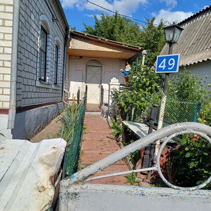 Продаж будинку з жилою літнею кухнею,район сахзаводу