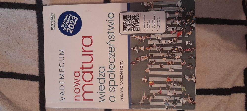 Vademecum. Wiedza o społeczeństwie. Operon.