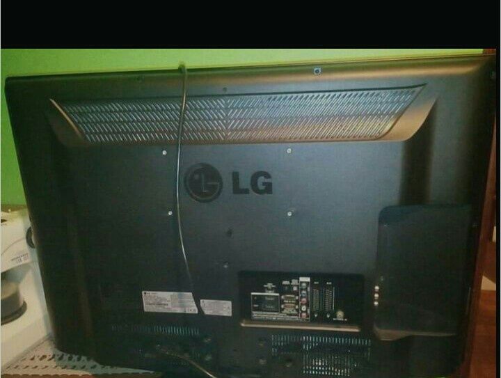 Lcd da LG, modelo 32LG5010 pouconeg
Usada comprou outra e encostou , p