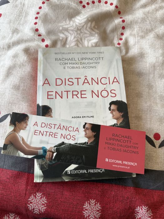 Livro : a distância entre nós