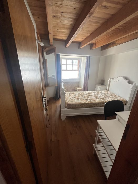Aluguer de quarto estudante 3 disponiveis