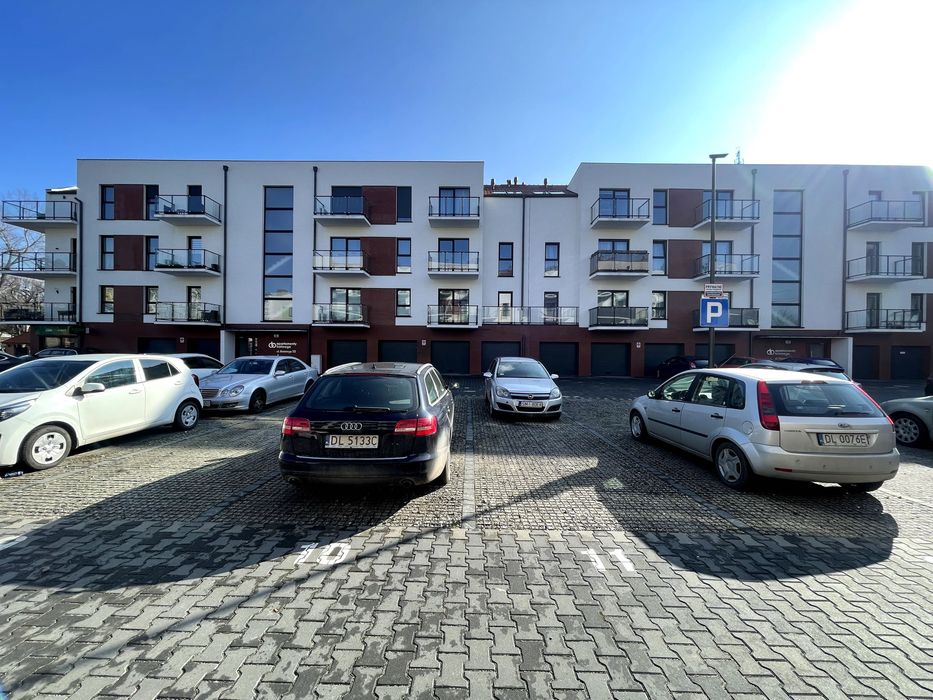 Miejsce postojowe Legnica Inwestycja Fredry 3