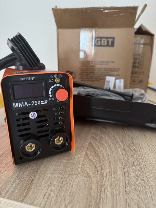 Maquina de soldar nova