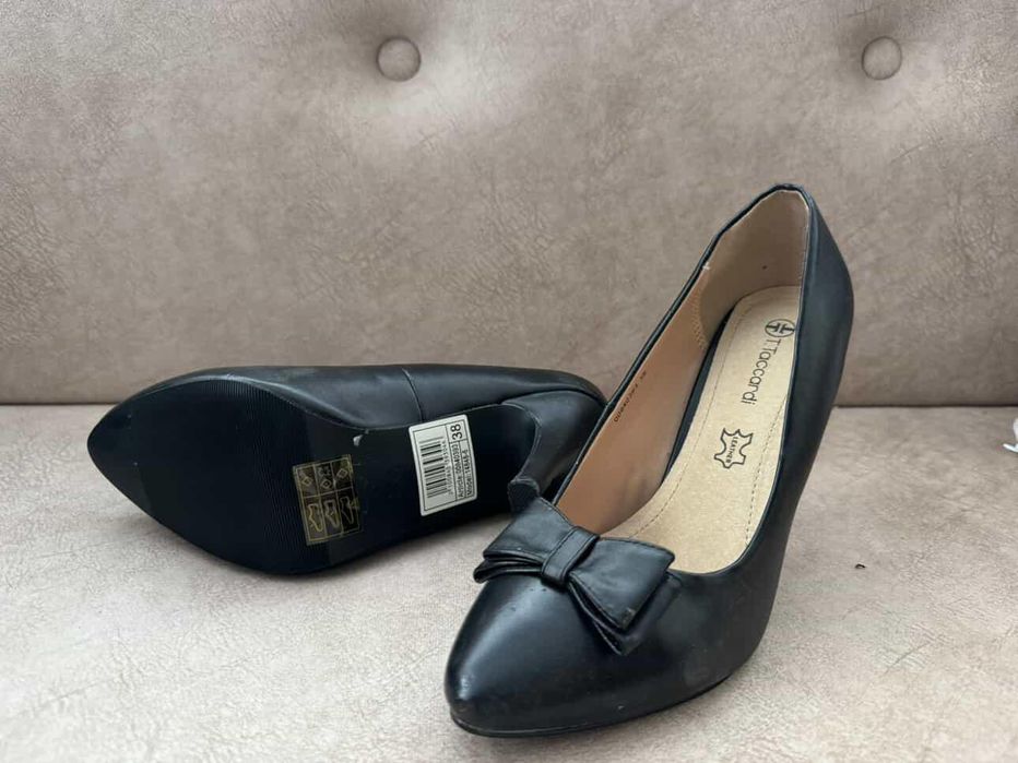 Туфлі нові, чорні 38розмір