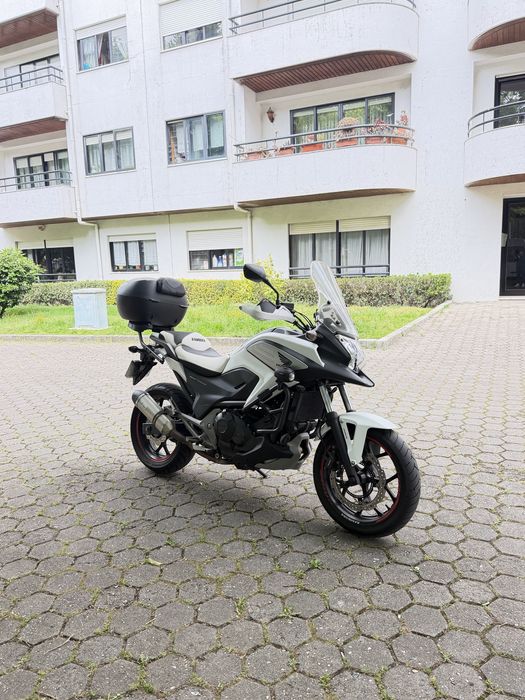 Honda NC750X - Impecável - 35000kms - Extras - Revisão feita