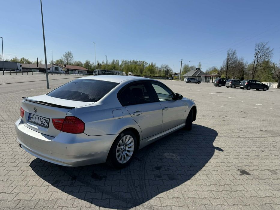 BMW E90 2.0D 143km