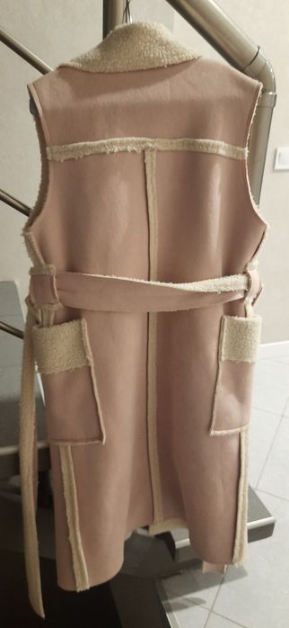 Подовжений хутряний жилет зріст 134-140