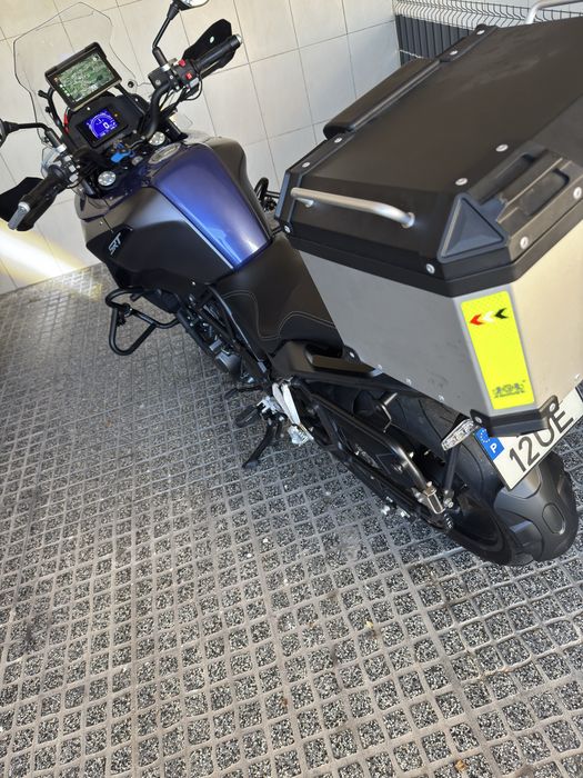 QJ Motor SRT 550 com extras