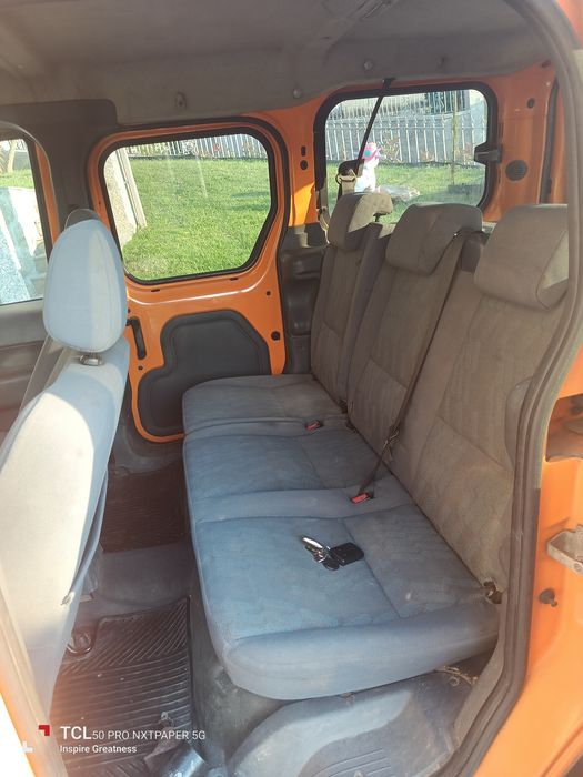 Ford Transit connect 1.8 tdci 5 lugares