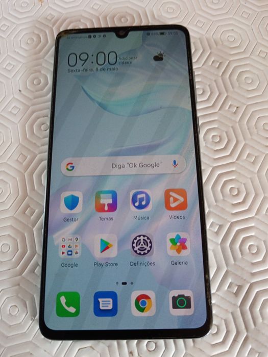Huawei p30 em muito bom estado