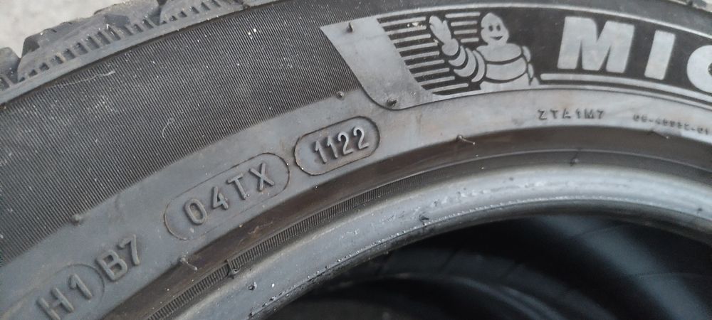 Opony zimowe z 2022r 5mm 245/45/18 Michelin 3N
