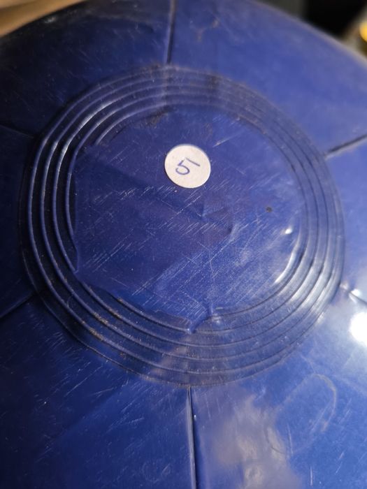 Bola insuflável NIVEA
Bola insuflável com a marca NIVEA.

- Cor azul.