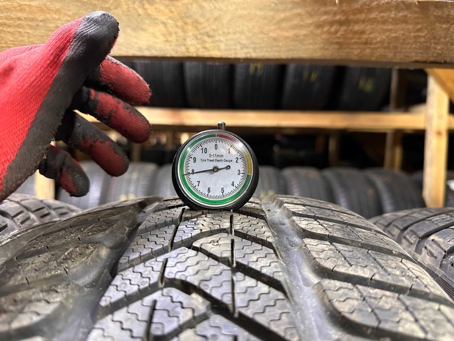 Шини зима 255/45R19 PIRELLI  SOTTOZERO3 4шт 7-8мм  22/21