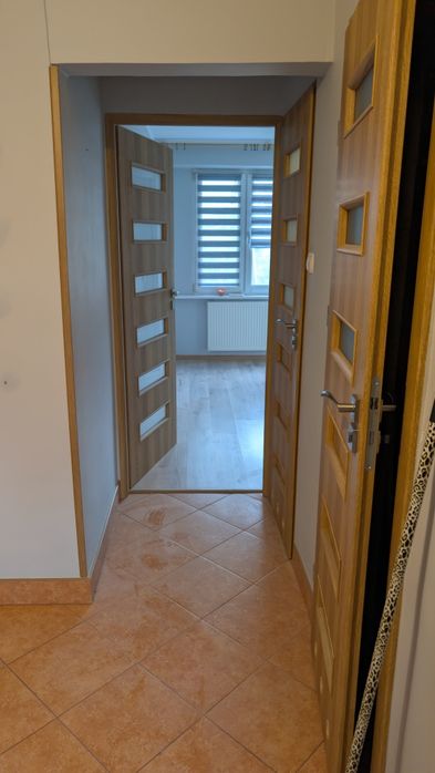 Mieszkanie 3 pokoje , garaż, piwnica