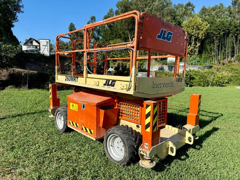 Plataforma elevatória Tesoura JLG 10m