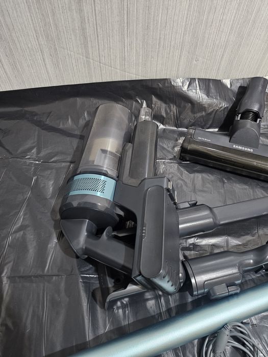 Пилосос Samsung VS15A6031R1