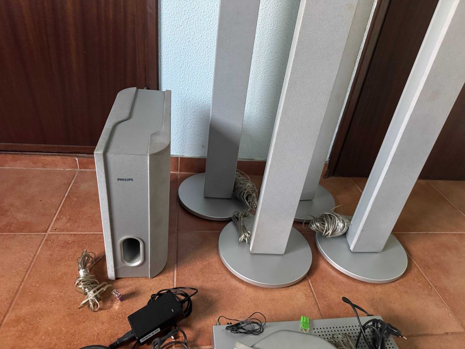 Home Cinema 5.1 Philips HTS3610 – Som Surround 300W
