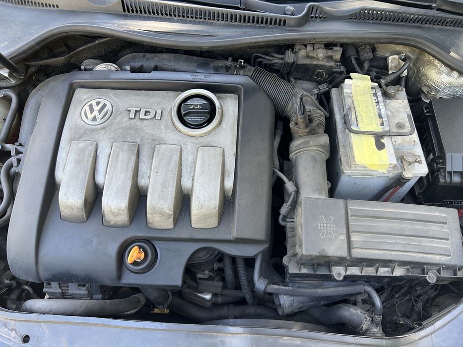 Volksvagen Golf  V(GTI) з легендарним двигуном  1.9tdi