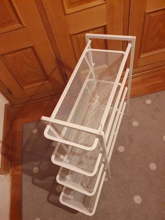Combinação Jonaxel IKEA com 4 gavetas