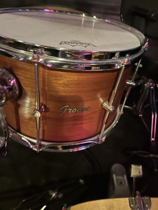 Bateria groove it up custom, com hardware, pratos silent ou groove