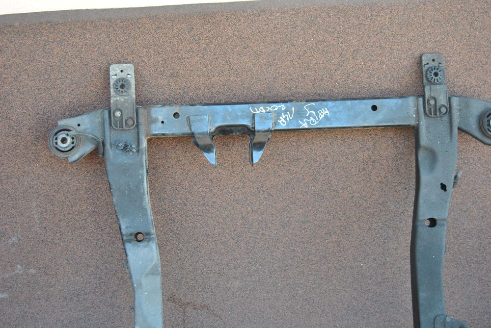 Sanki kołyska trawers Opel Astra J 2014r