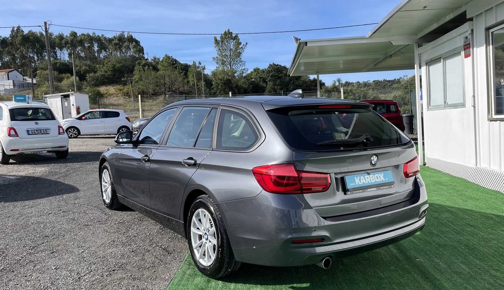 BMW 318d Touring Advantage IVA DEDUTÍVEL