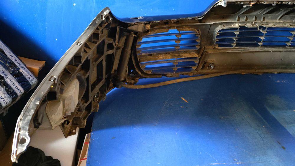 Porsche Cayenne 7L5 zderzak przedni przód kratki spryski oryginał