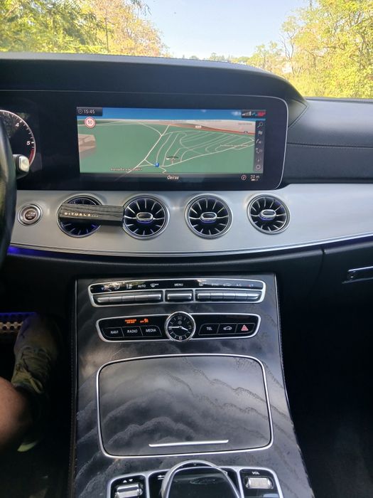 Mercedes 220e coupe