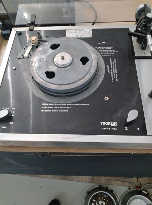 Gira discos Thorens 145 mk3