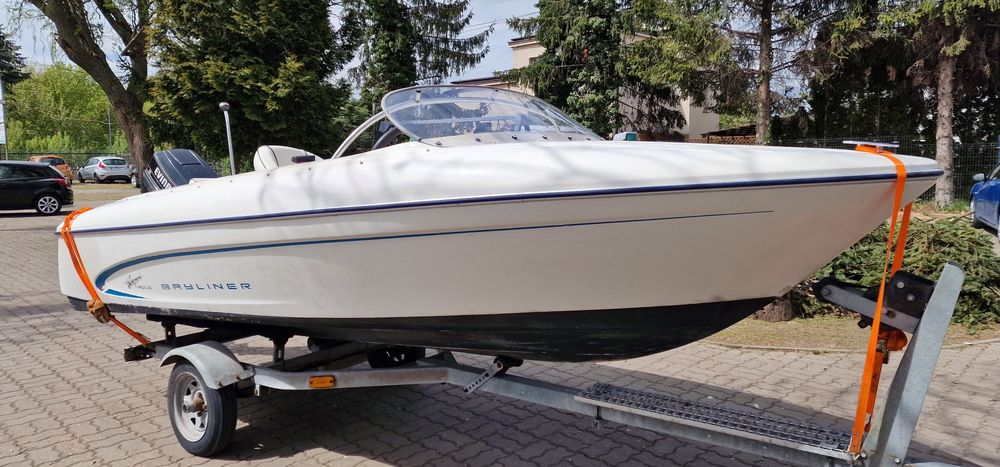 Bayliner Capri 1401 LS.
