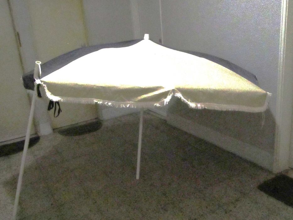 Guarda sóis para  área de lazer