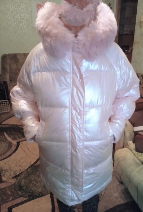 Пуховик розовый перламутровый