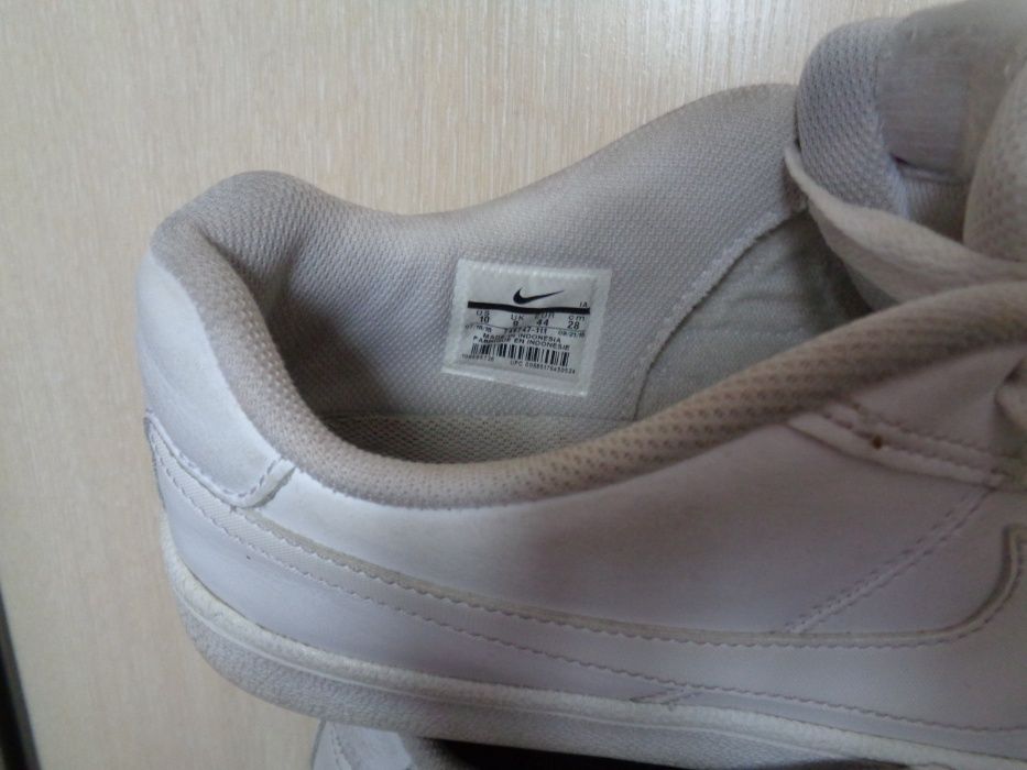 NIKE uniseks skóra naturalna 44