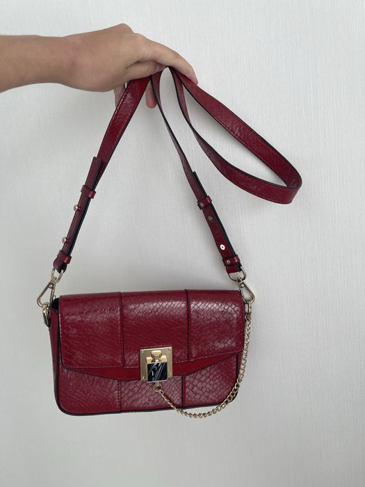 Трендовая красная сумка Topshop