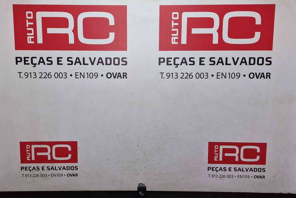 Botão / Interruptor Travão Parque - TOYOTA C-HR