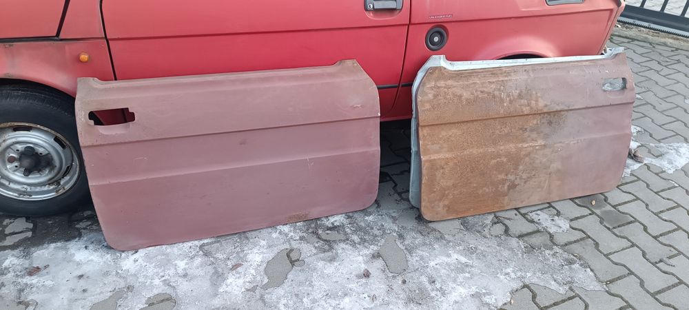 Fiat 126p poszycie drzwi lewe i prawe stara produkcja