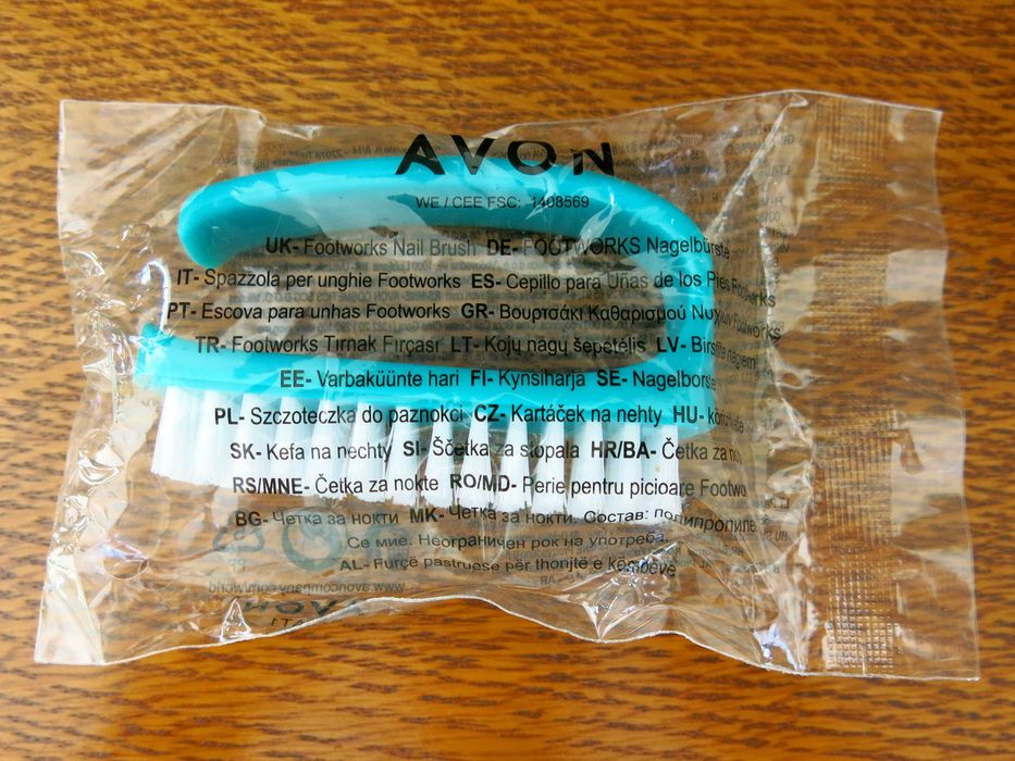 Szczoteczka do rąk AVON - nowa